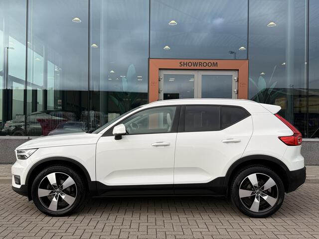 Volvo XC40 1.5 T3 | Pano | Navi | ACC | Achteruitrijcamera | Stoelverwarming | Apple Carplay |