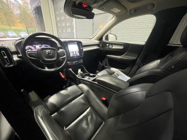 Volvo XC40 T4 Recharge R-Design Expr. | ACC | Panoramadak | BLIS | Stoel+Stuurverwarming | Trekhaak | harman/kardon