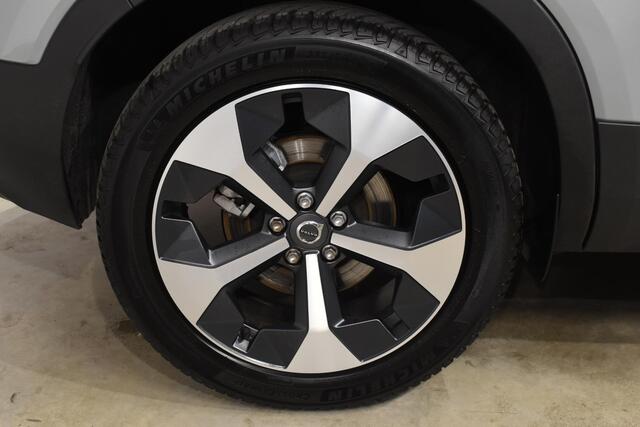 Volvo XC40 B4 211PK Automaat Plus Dark