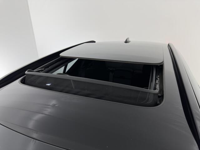 Volvo XC40 Recharge P8 AWD R-Design {SOH-89%} [ 3-Fase ] (INCL-BTW) *PANO | LEATHER-MICROFIBRE | DIGI-COCKPIT | FULL-LED | MEMORY-PACK | TOP-VIEW | CARPLAY | NAVI-FULLMAP | ECC | PDC | KEYLESS | HEATED-SPORTSEATS | BLIS | 20"ALU*