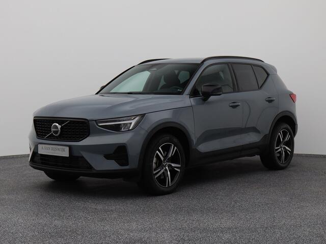 Volvo XC40 2.0 B3 Plus Dark | FACELIFT | CAMERA | KEYLESS | H&K | STOEL- EN STUURVERW. | MEMORY