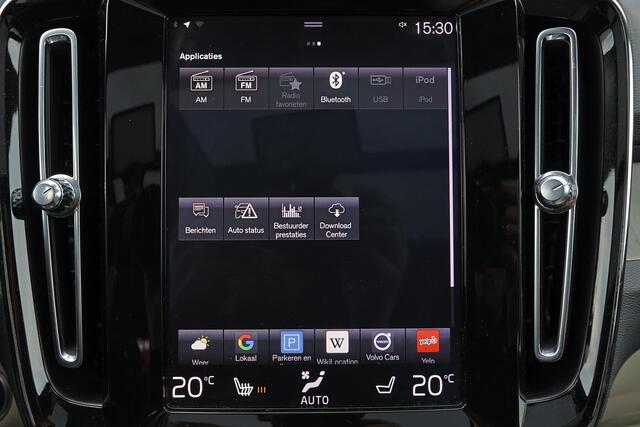 Volvo XC40 T4 Inscription - Panorama/schuifdak - Parkeercamera achter - Verwarmde voorstoelen - Parkeersensoren voor & achter - Elektr. bedienb. voorstoelen met geheugen links - Cruise control - Extra getint glas - 19' LMV