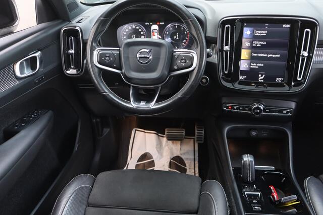 Volvo XC40 1.5 T3 R-Design NL-Auto!! Panoramadak I Camera I Apple Car-Play