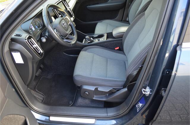 Volvo XC40 1.5 T4 Recharge Inscription Adap.Cruise | Standverwarming | 1800kg trekgewicht!