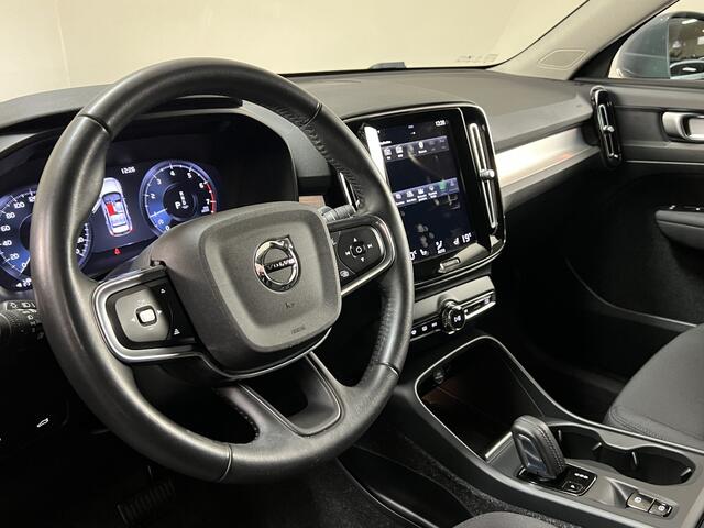 Volvo XC40 1.5 T3 Momentum Pro Navi / Apple / Stoel & stuurverw. / Dode hoek / Trekhaak / Camera / PDC