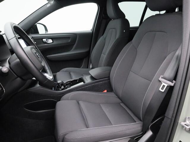 Volvo XC40 Recharge Core | CAMERA | STOEL- EN STUURVERW.