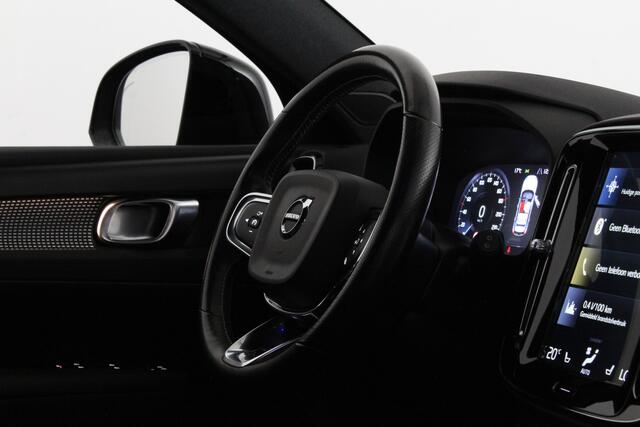 Volvo XC40 1.5 T3 R-Design > 163pk/Trekhaak (Afnb)/20 inch/ all season banden
