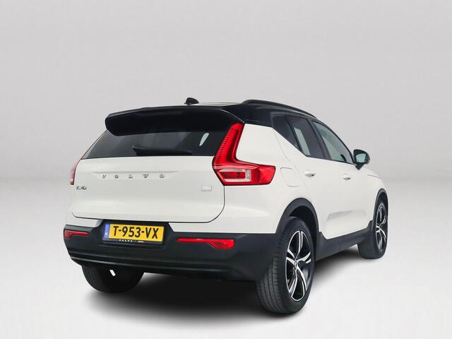 Volvo XC40 T5 Recharge R-Design | 360° camera | Harman Kardon | Stoel- en Stuurverwarming | Trekhaak