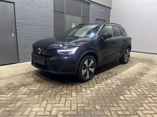 Volvo XC40 Recharge Plus 70 kWh | ACC | BLIS | Stoel+Stuurverwarming | Keyless | 19 Inch | Camera