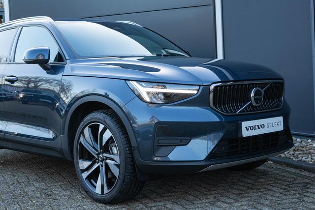 Volvo XC40 B4 Automaat Business Edition | Harman Kardon Premium Sound | 360 Graden Camera | 20 inch Lichtmetalen Velgen | Google Infotainment | Climate Pack | Adaptieve Cruise Control | BLIS | Extra Getint Glas |