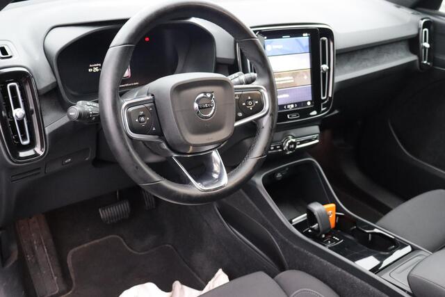 Volvo XC40 Recharge Core 92,6% SOH, Apple carplay, Android auto, Camera