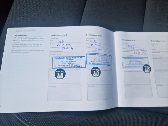 Volvo XC40 1.5 T2 Momentum Business Climate pack | Elektr. Trekhaak | Keyless