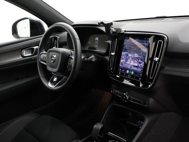Volvo XC40 RECHARGE TWIN PRO 408 PK + TREKHAAK WEGKL. | 360 CAMERA | PANORAMA | 20 INCH | HARMAN/KARDON