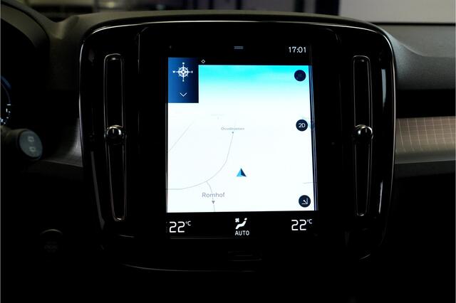 Volvo XC40 1.5 T4 Plug-in Hybrid 155kW/211pk DCT7 Inscription PANORAMADAK + EL.TREKHAAK + MATRIX LED + HARMAN/KARDON + SPORTSTOELEN + ADAPT.CRUISE + NAVI SENSUS + LANE ASSIST + PILOT ASSIST + 360 CAMERA + KEYLESS ENTRY&GO + PARKSENSOREN V&A + 19" LM-VELGEN!!