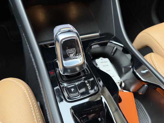 Volvo XC40 1.5 T5 Recharge Inscription Leer slechts 47.000km!