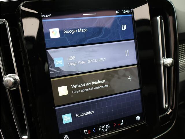 Volvo XC40 Recharge P8 AWD R-Design / Trekhaak / Panoramadak / Lederen Bekleding / 20" Wielen / Stoel+Stuurverwarming / All-Season Banden /