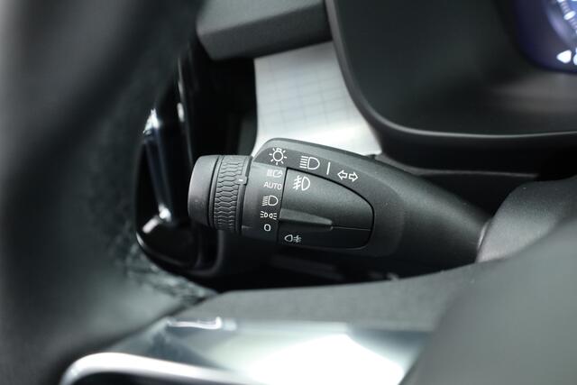 Volvo XC40 T4 Recharge Inscription Expression | Pano | Camera | Stoel- Stuurverw. | Memory seat | Navi | Apple CarPlay