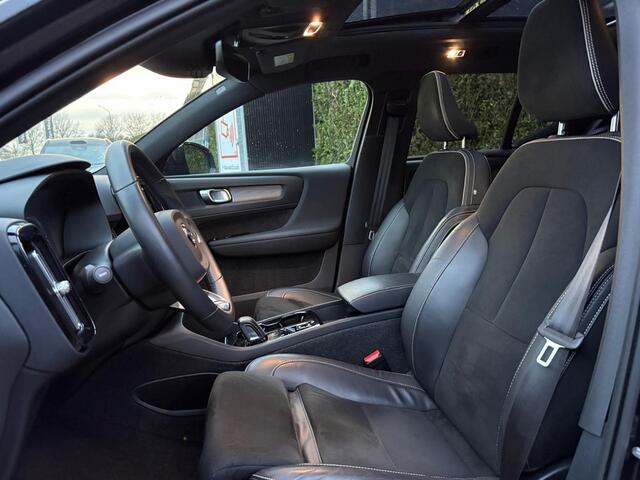 Volvo XC40 T5 Recharge R-Design | Panoramadak | Trekhaak | Stoel/Stuur Verwarming |