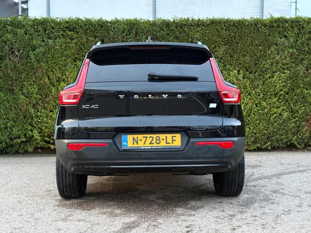 Volvo XC40 T5 Recharge R-Design | Panoramadak | Trekhaak | Stoel/Stuur Verwarming |