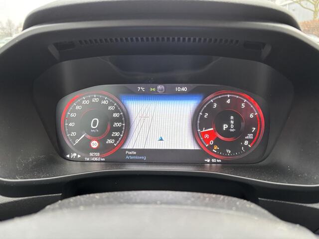 Volvo XC40 1.5 T2 Business Pro | Trekhaak | Aanhangwagen geremd 1600kg |