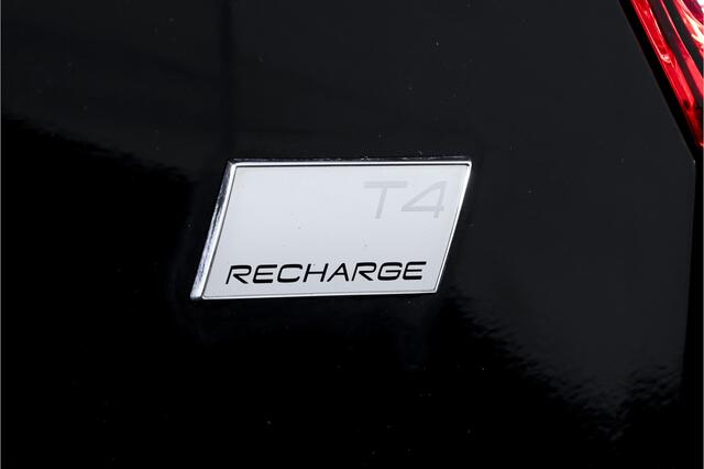Volvo XC40 1.5 T4 Plug-in hybrid Plus Dark | Dig. Cockpit | Adapt. Cruise | Harman/Kardon | Elek. Stoelen | Stoel-+Stuurverw. | PDC | Camera | NAV+App. Connect | ECC | LM 19" | 2151