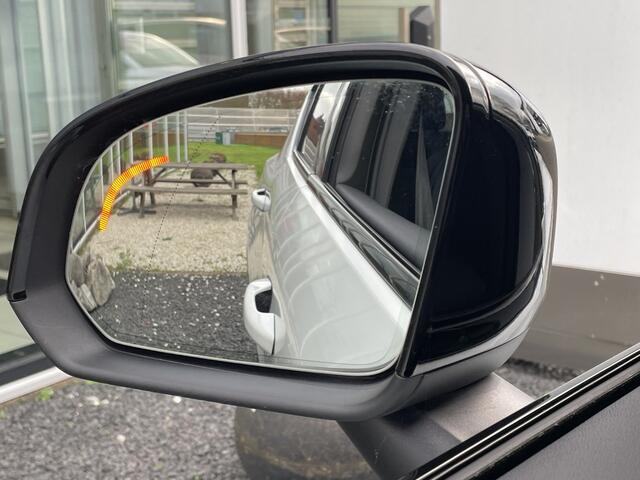 Volvo XC40 1.5 T5 Recharge R-Design Pano | D.hoek | Carplay