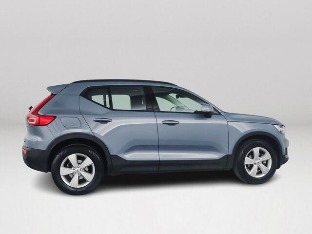 Volvo XC40 T2 Momentum Core | Park Assist | Cruise Control | Navigatie