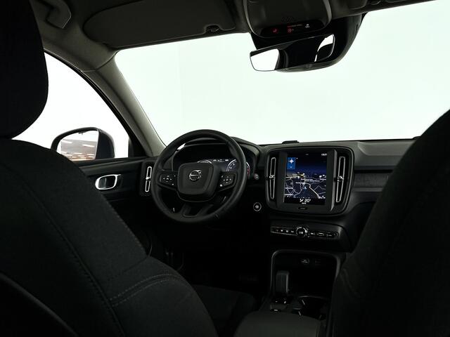 Volvo XC40 T2 Momentum Core | Park Assist | Cruise Control | Navigatie