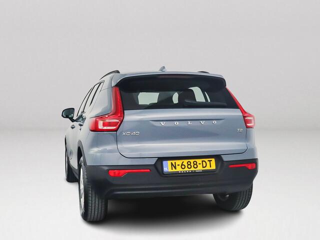 Volvo XC40 T2 Momentum Core | Park Assist | Cruise Control | Navigatie