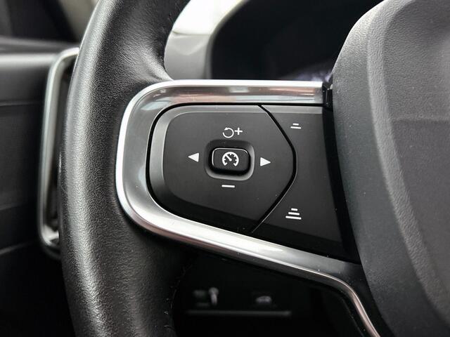 Volvo XC40 1.5 T3 Inscription | Panorama dak | Leder | 18'' Lichtmetaal |