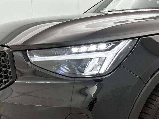 Volvo XC40 2.0 B4 Plus Black Edition