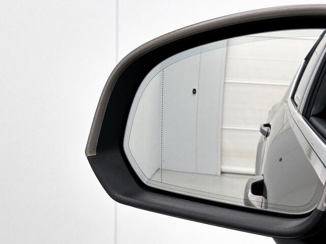 Volvo XC40 1.5 T5 Inscription Expression | Navigatie | Parkeersensoren Voor