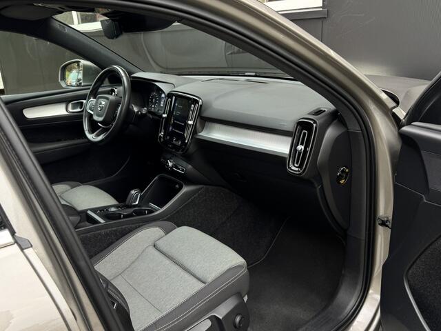 Volvo XC40 1.5T5 265PK Recharge Bns Pro/Pano/Thaak/Blindspot/Camera/