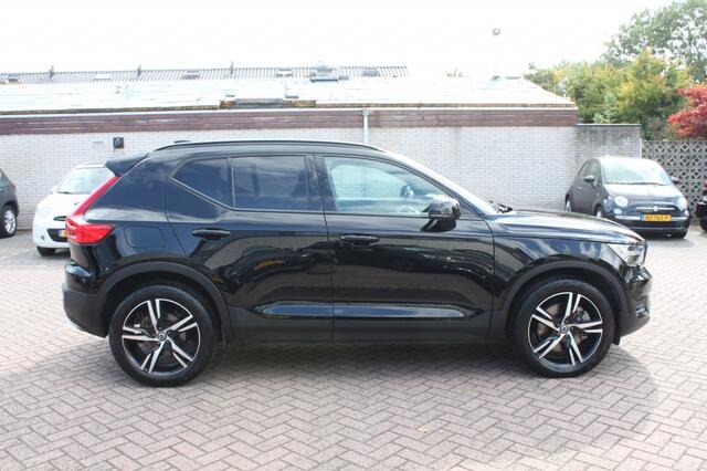 Volvo XC40 1.5 T5 TE R-Design, panoramadak, Harman Kardon, 262pk