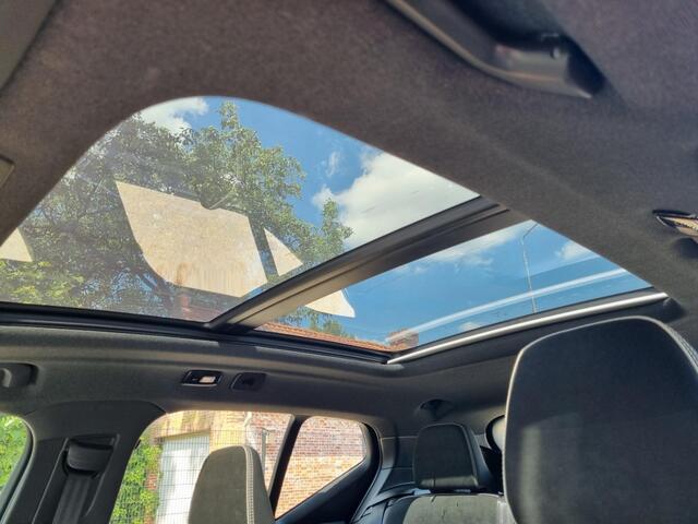 Volvo XC40 2.0 B3 Ult. Dark