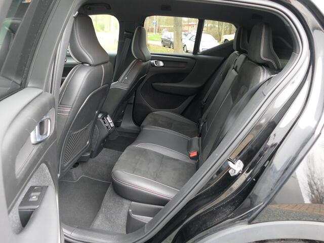 Volvo XC40 1.5 T2 AUT R-Design Camera / pilot assist / Stuurverwarming