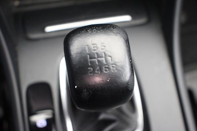 Volvo XC40 1.5 T3 Momentum Pro - Carplay, Navi, Cruise