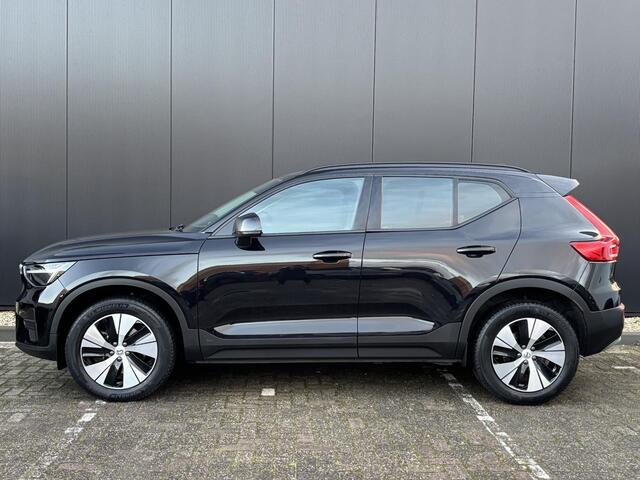 Volvo XC40 2.0 B3 Essential / elek. trekhaak / Stoel- en stuurverwarming / cruise control / all season / carplay /