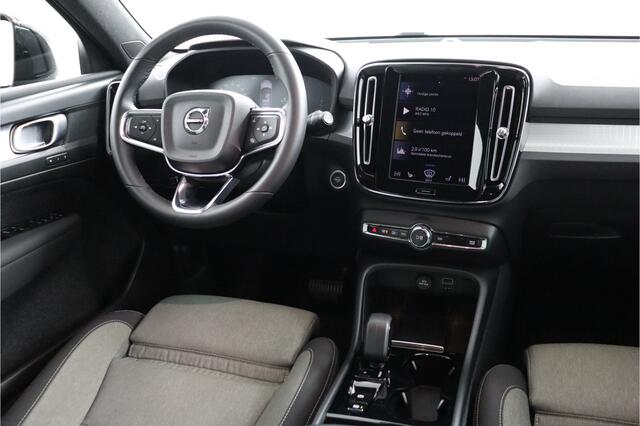 Volvo XC40 1.5 T5 Recharge 262pk | Camera | Apple Car Play | Keyless | Elek.trekhaak | Elek.klep - RIJKLAAR