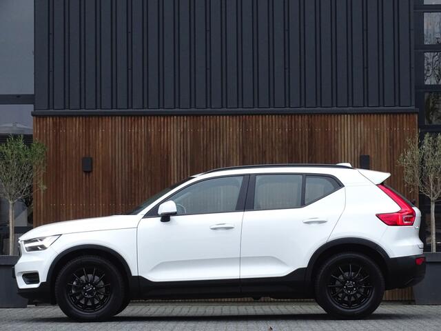 Volvo XC40 T4 191PK automaat / luxe pakket / LED / *NAP*