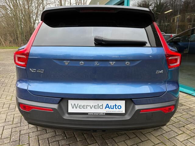 Volvo XC40 2.0 B4 R DESIGN SPORT CarPlay, Camera, TrHaak, Bursting Blue