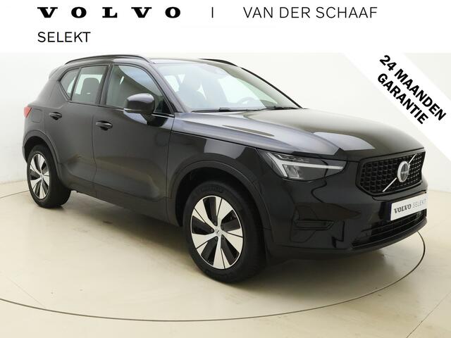 Volvo XC40 T4 211pk Plus Dark / Harman&Kardon / Elektr. Stoelen / Keyless / Trekhaak / Adapt. Cruise / 18'' + All Season / PDC + Camera / Stoel + Stuurw. Verwarming /