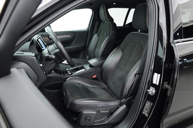 Volvo XC40 Recharge P8 AWD R-Design 408pk | Pano | Elek. Trekhaak | CarPlay | Keyless | Adapt. Cruise | H&K Audio | 360Cam | Google