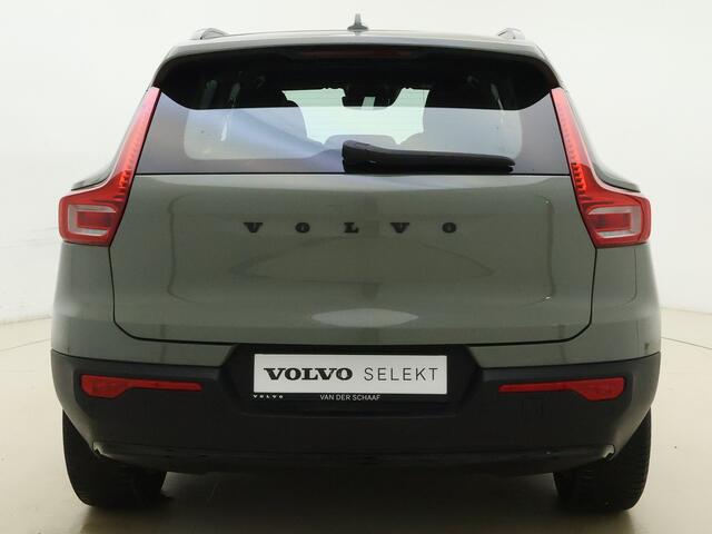 Volvo XC40 T5 262pk Plus Dark / Nubuck / Elektr. verstelbare stoelen / Stoel/- en stuurverwarming / Trekhaak /