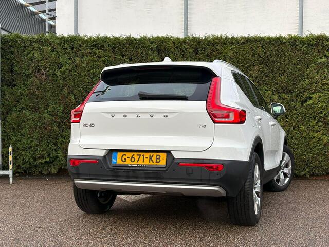 Volvo XC40 T4 Momentum | BLIS | Leder | H&K Audio