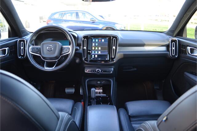 Volvo XC40 Recharge P8 AWD 300kw R-Design Vol leer Panoramadak Harman Kardon Adaptive Cruise 360 Camera