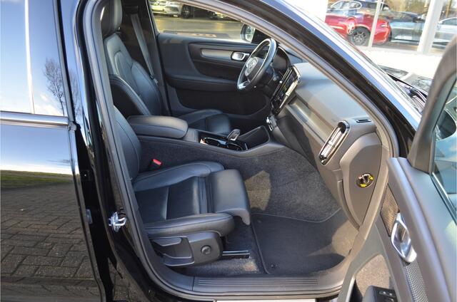 Volvo XC40 Recharge P8 AWD 300kw R-Design Vol leer Panoramadak Harman Kardon Adaptive Cruise 360 Camera