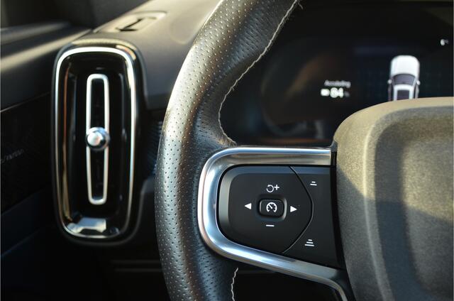 Volvo XC40 Recharge P8 AWD 300kw R-Design Vol leer Panoramadak Harman Kardon Adaptive Cruise 360 Camera