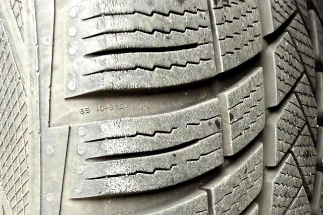 Volvo XC40 Recharge Twin Plis AWD 300kW/408pk Aut. R-Design SOH 92% ADAPT.CRUISE + EL.TREKHAAK + CAMERA + BLIS + PILOT ASSIST + GOOGLE DASHBOARD + LANE ASSIST + SPORTSTOELEN + STOEL-&STUURVERWARMING + PARKSENSOREN V&A + 19" LM-VELGEN!!