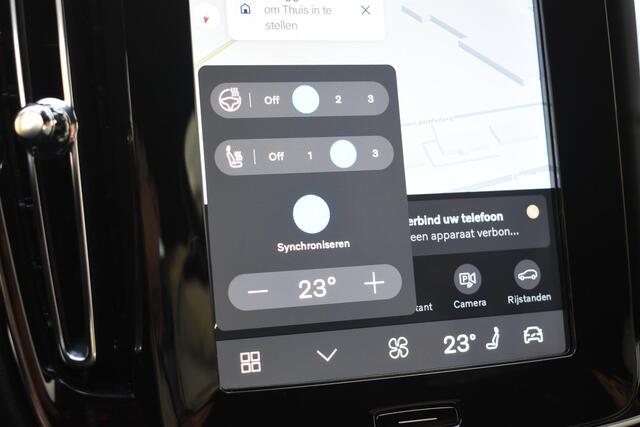 Volvo XC40 B4 211PK Automaat Plus Dark / Navigatie / Adaptive Cruise / Harman Kardon / Stuur- & Stoelverwarming / Elektrische achterklep / Achteruitrijcamera / Trekhaak / Elektrische stoelverst. met geheugen